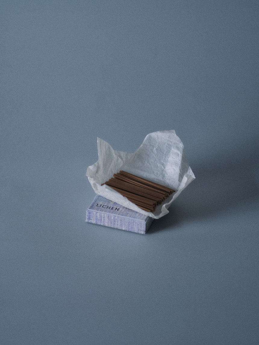 LICHEN BASE INCENSE STICKS